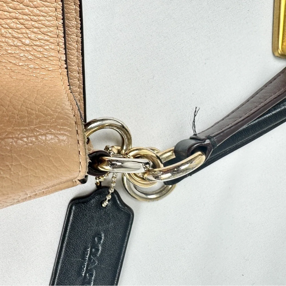 Coach NY Lexy F31987 Tan Pebble Leather Shoulder Bag Satchel w/storage bag